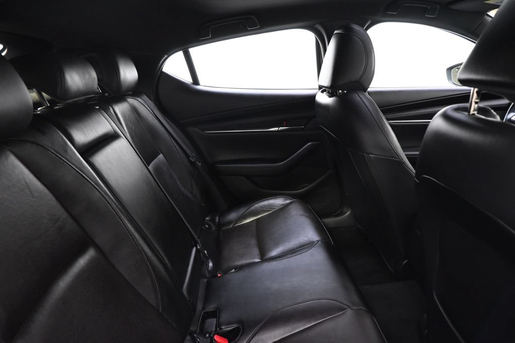 Used 2019 MAZDA MAZDA3 AWD Hatchback w/ Premium Pkg image 18