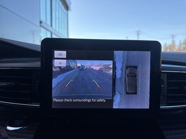 Used 2022 Ford Explorer Limited w/ Equipment Group 301A image 18