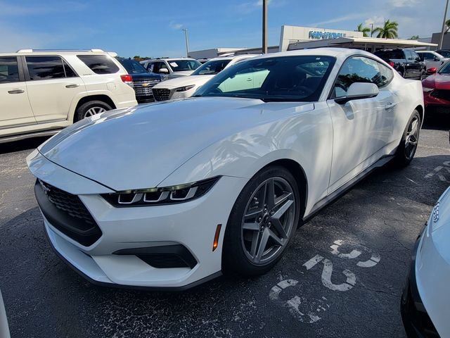 Used 2024 Ford Mustang Coupe RWD image 31