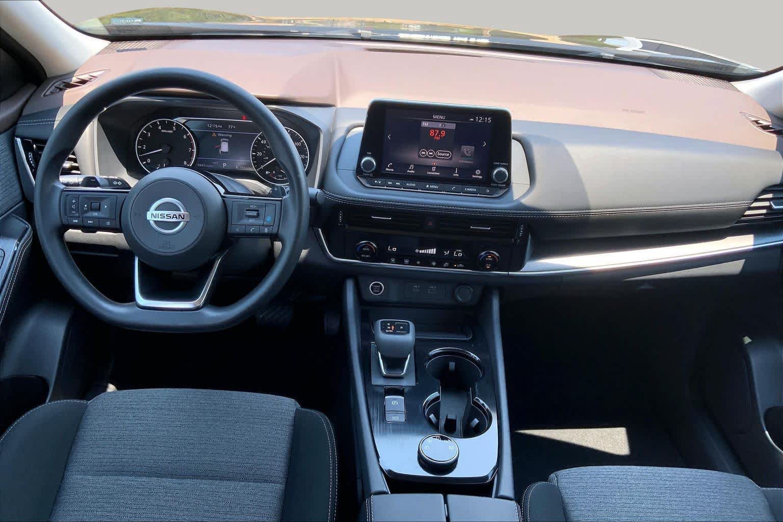 Used 2021 Nissan Rogue SV AWD/4WD image 15