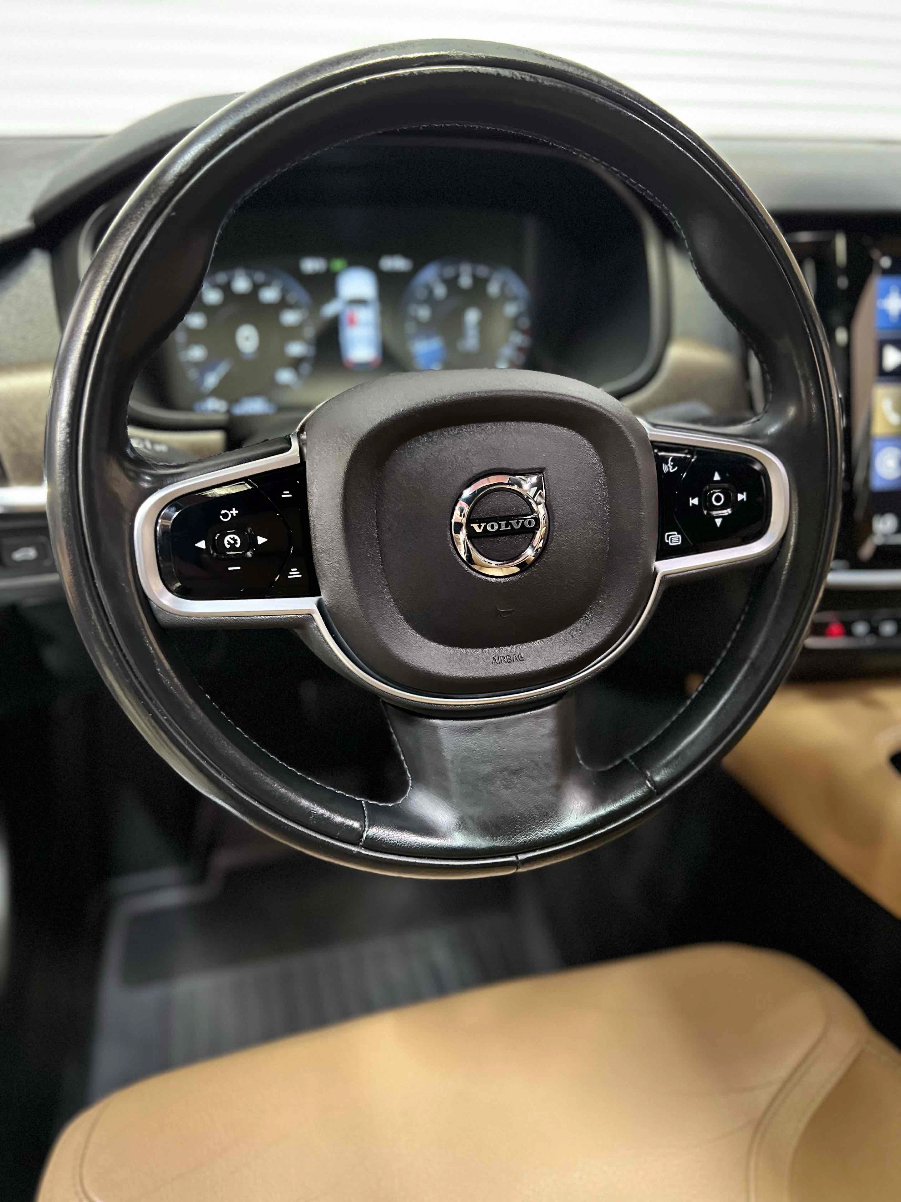 Used 2020 Volvo V90 T6 Cross Country AWD/4WD image 31