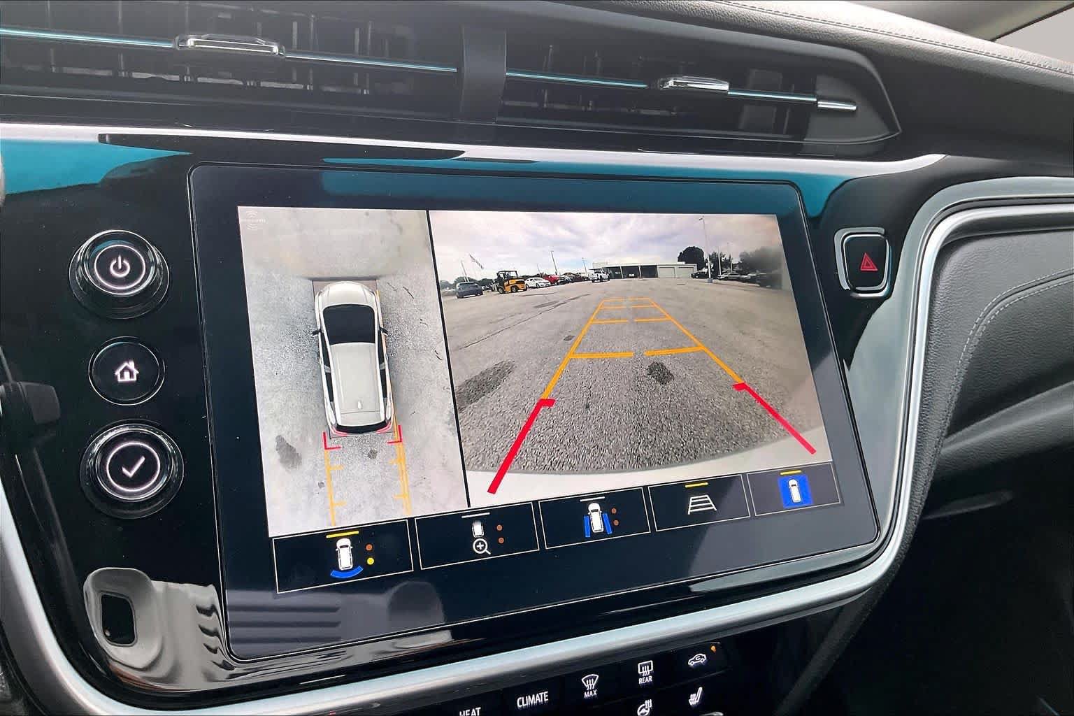 Certified 2023 Chevrolet Bolt LT w/ Infotainment Package FWD image 24
