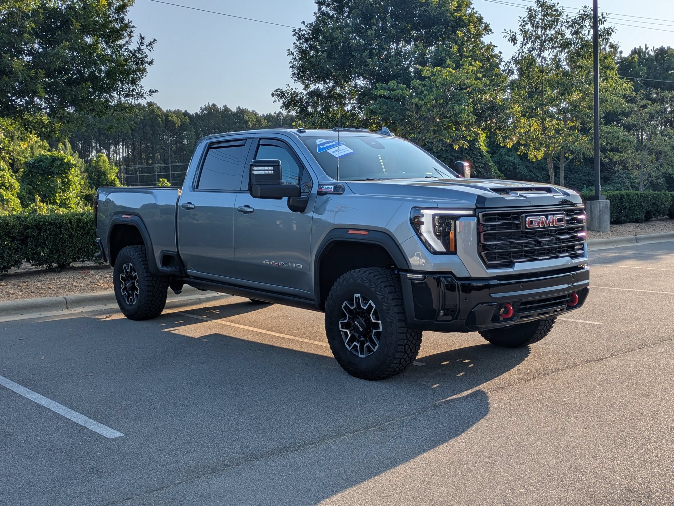 Used 2026 GMC Sierra 2500 AT4X AWD/4WD image 1