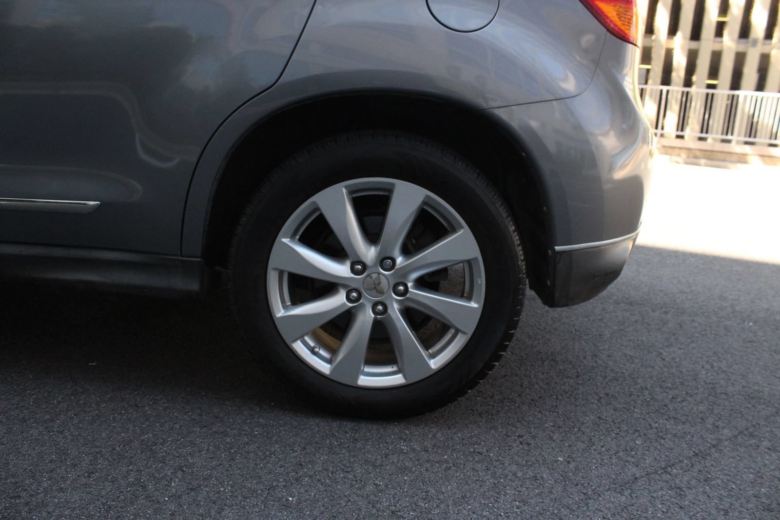 Used 2015 Mitsubishi Outlander Sport ES FWD image 10