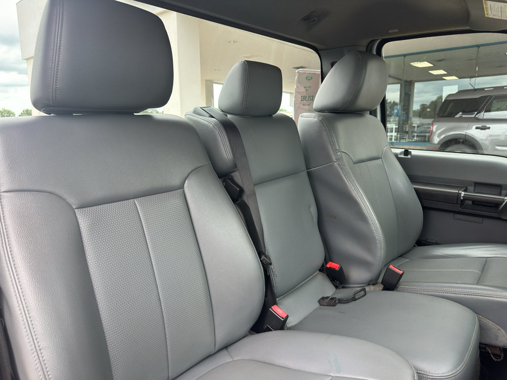 Used 2015 Ford F250 XL w/ Power Equipment Group AWD/4WD image 30