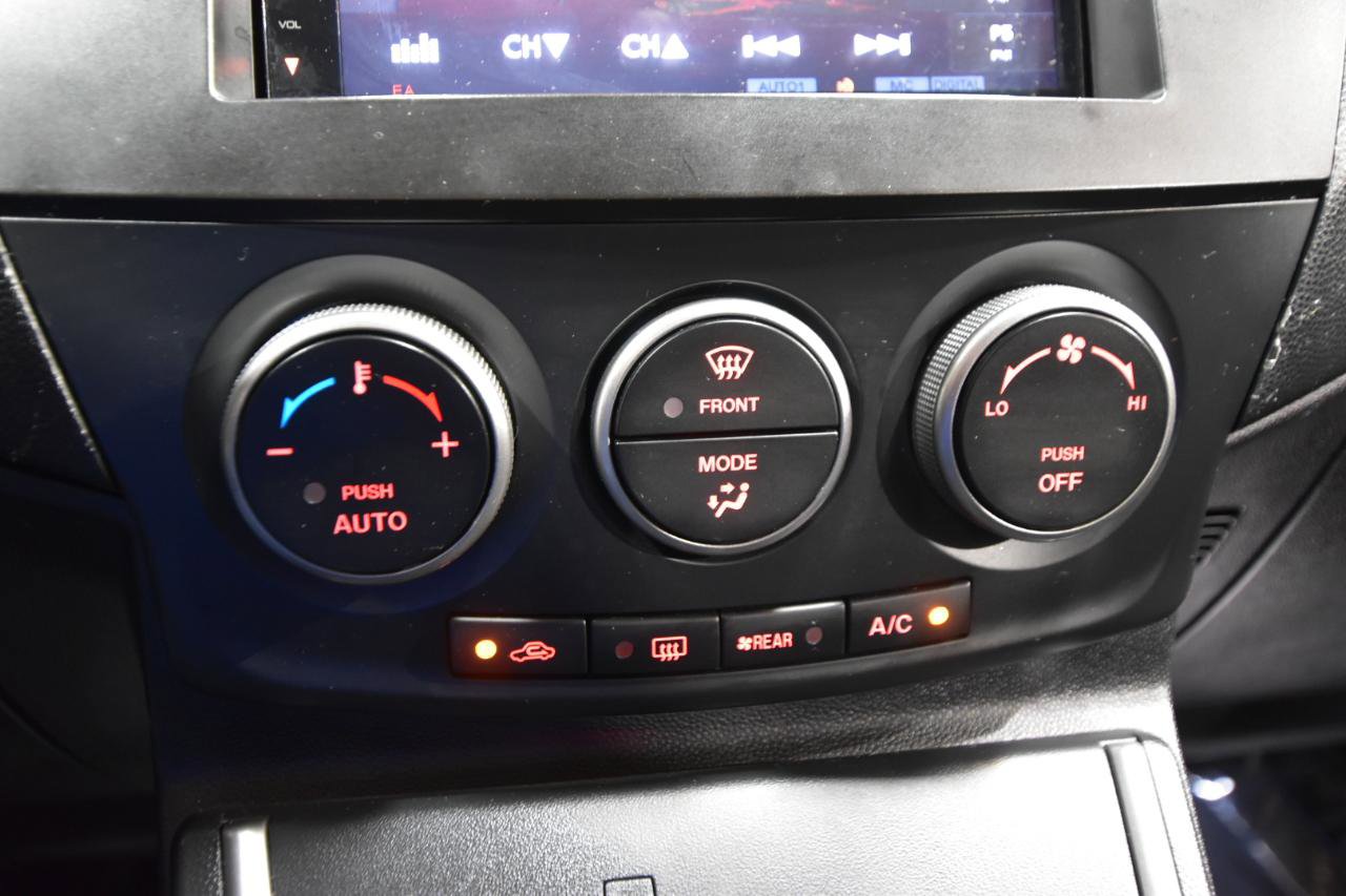 Used 2014 MAZDA MAZDA5 Sport FWD image 19