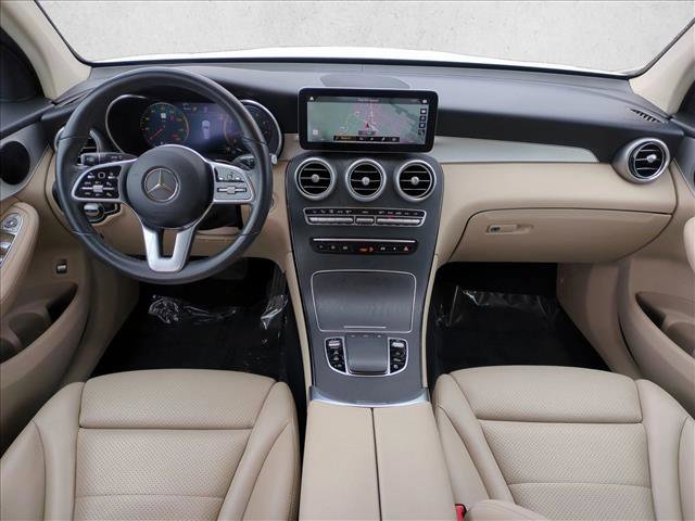 Used 2022 Mercedes-Benz GLC 300 4MATIC w/ Multimedia Package Lite image 18