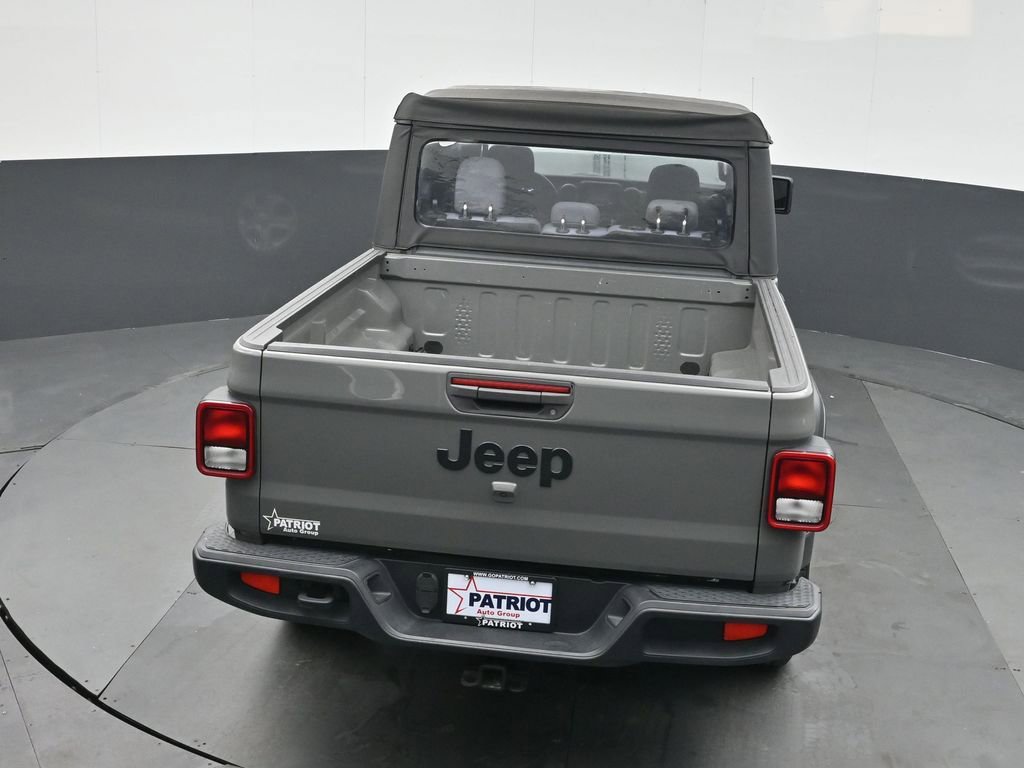 Used 2021 Jeep Gladiator Sport AWD/4WD image 28