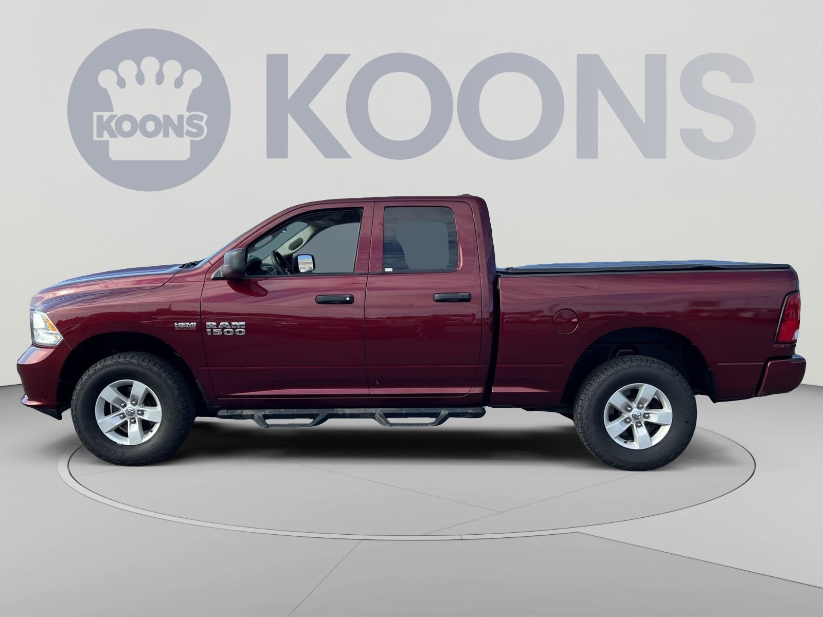 Used 2017 RAM 1500 Express AWD/4WD image 2