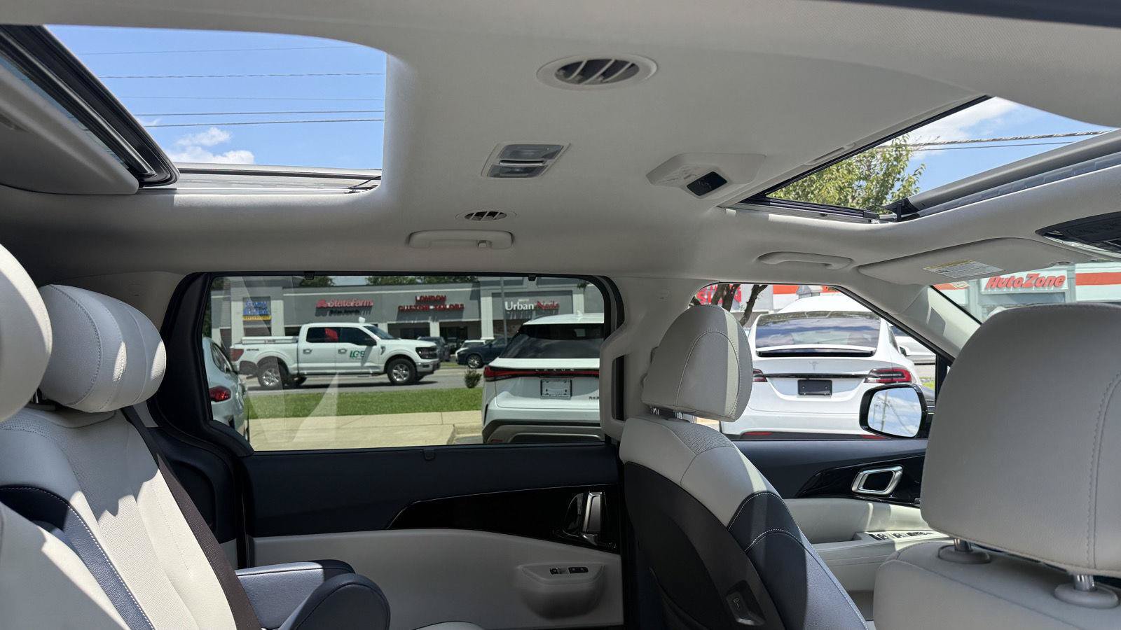 Used 2026 Kia Carnival SX Prestige FWD image 56