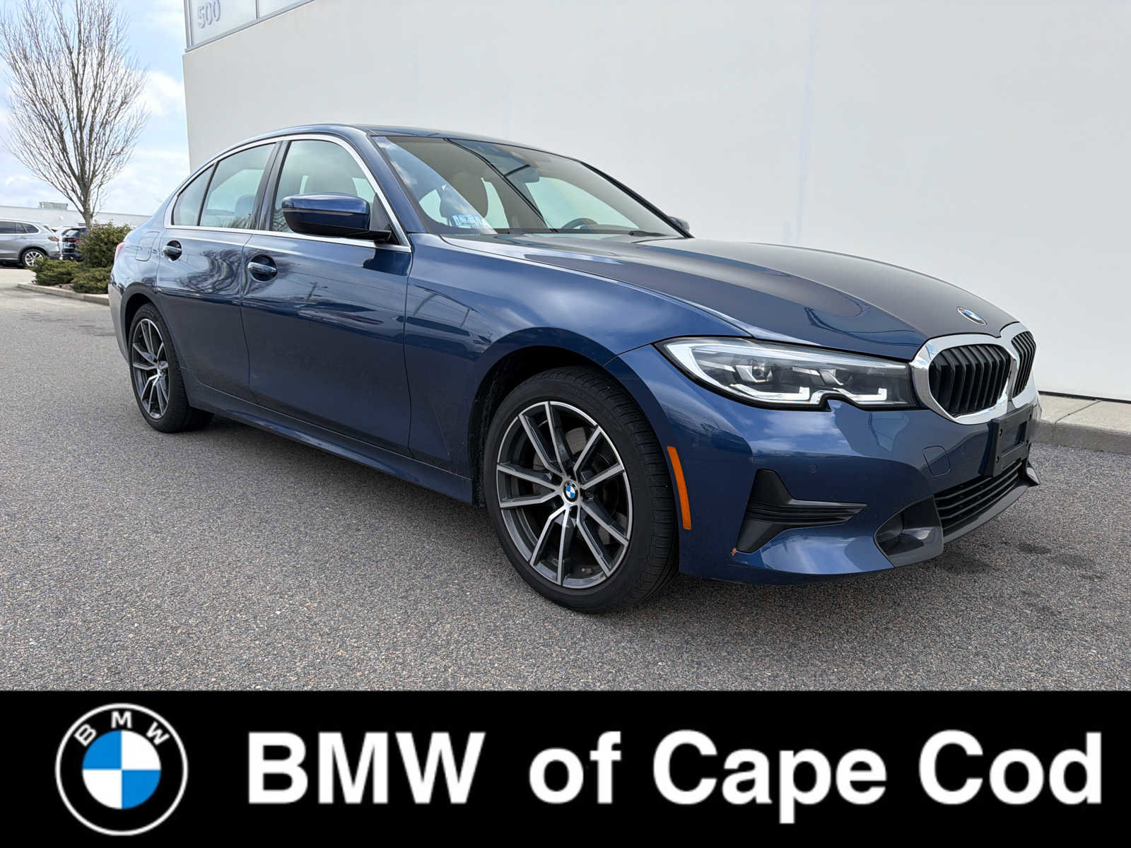 Used 2021 BMW 330i xDrive Sedan w/ Convenience Package image 1