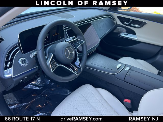 Used 2024 Mercedes-Benz E 350 4MATIC Sedan image 13