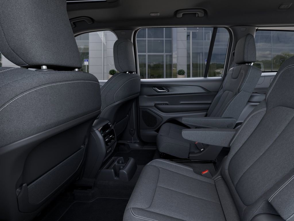 New 2025 Jeep Grand Cherokee L Laredo w/ Luxury Tech Group I image 24