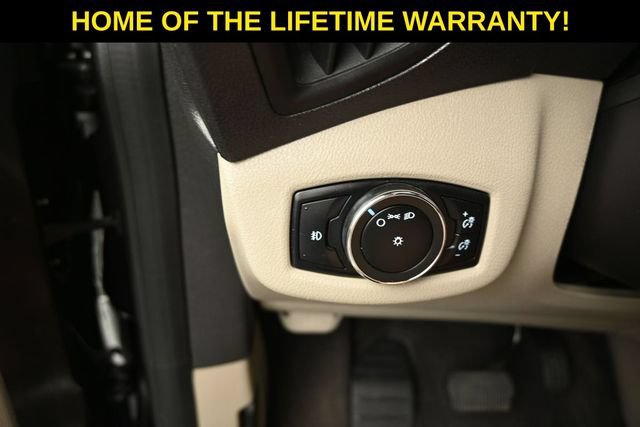 Used 2016 Ford Transit Connect XLT FWD image 19