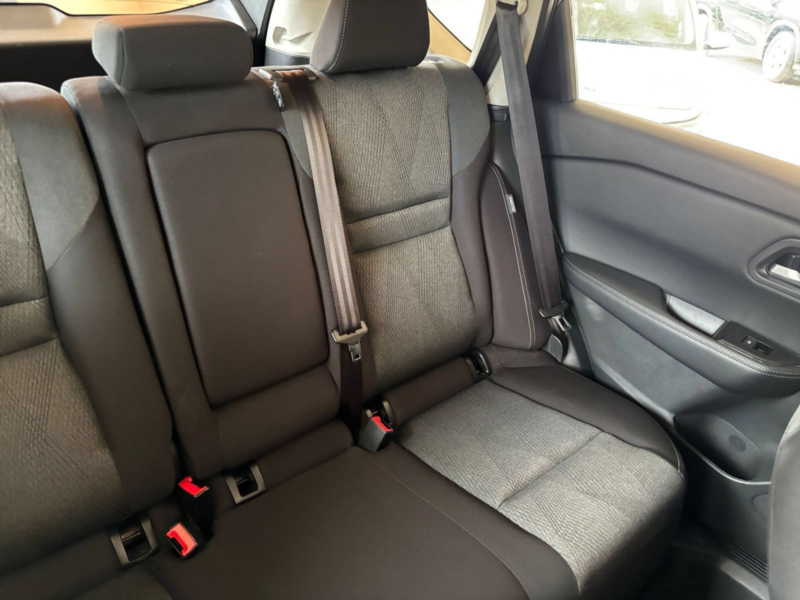 Used 2026 Nissan Rogue SV AWD/4WD image 38