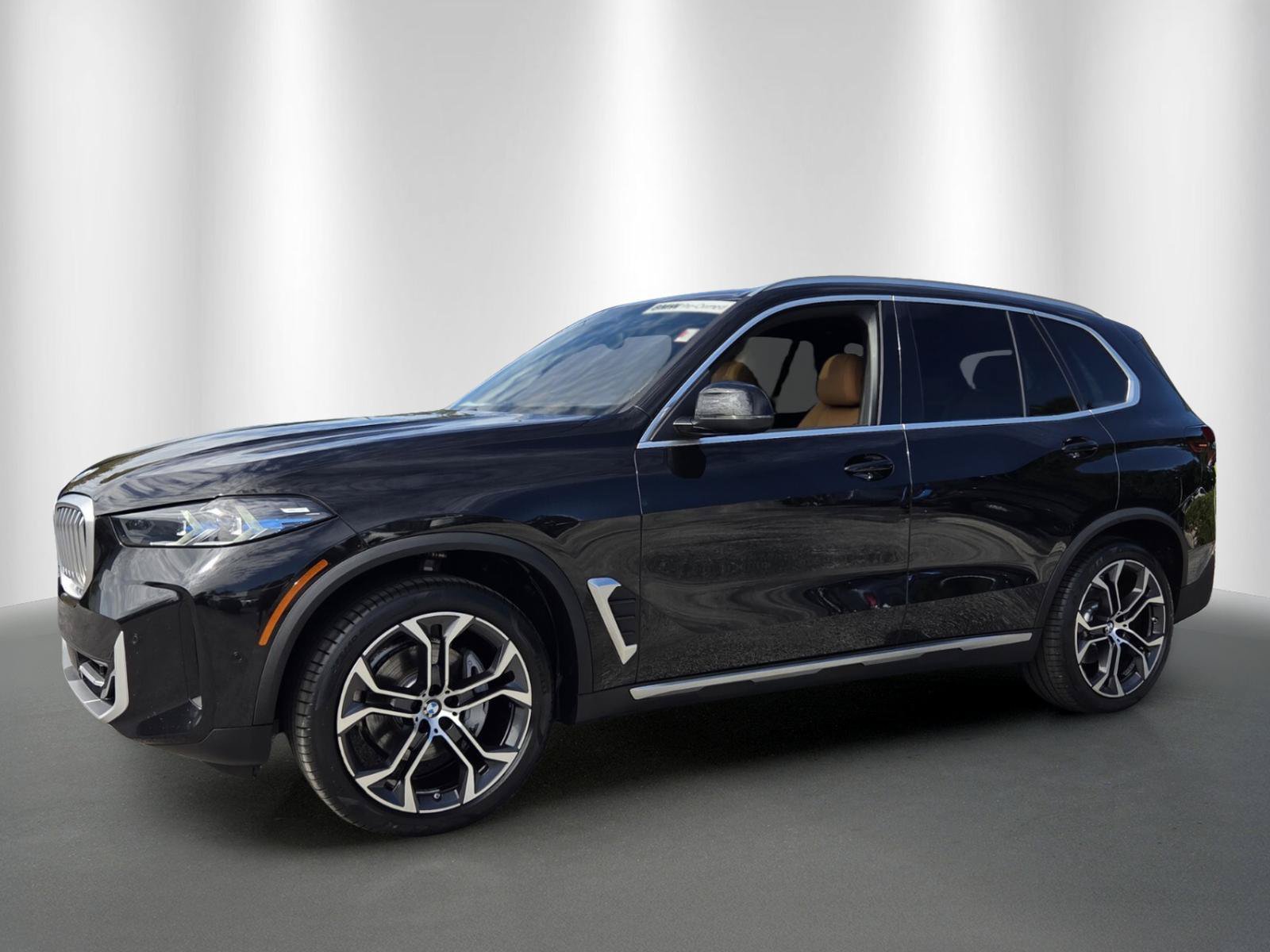Used 2024 BMW X5 sDrive40i w/ Executive Package RWD image 3