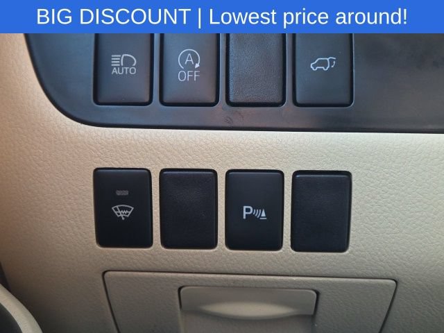 Used 2018 Toyota Highlander Limited FWD image 31