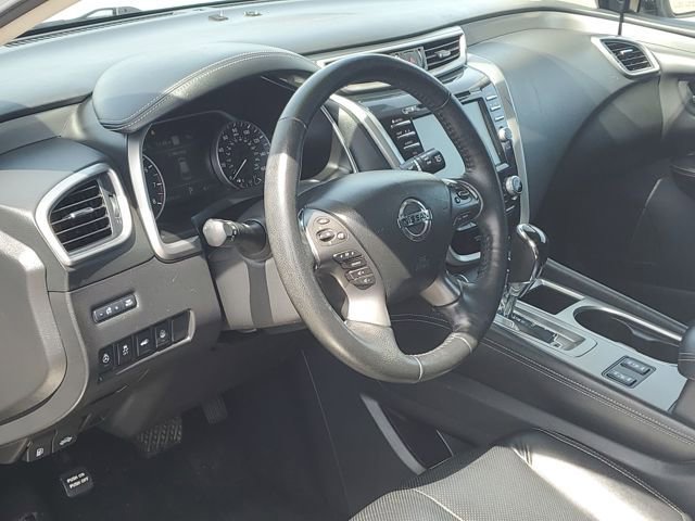 Used 2020 Nissan Murano SL w/ Moonroof Package AWD/4WD image 11
