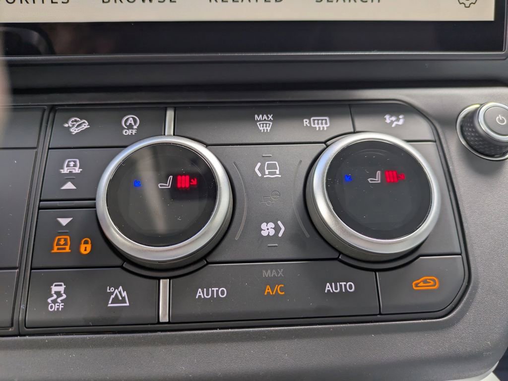 New 2026 Land Rover Defender 110 X-Dynamic SE image 25