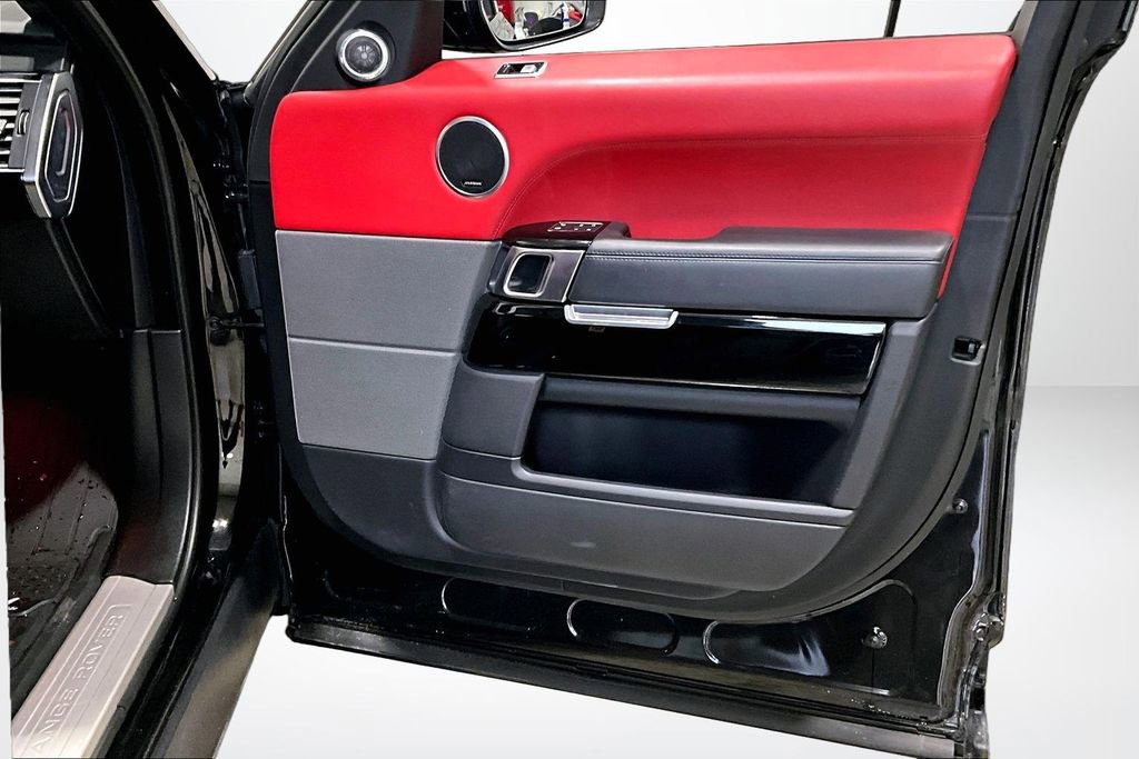 Used 2019 Land Rover Range Rover Sport SVR image 27