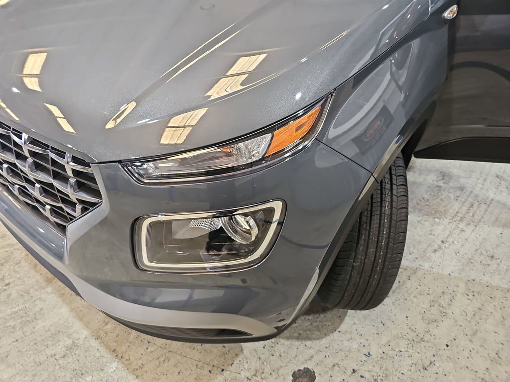 New 2026 Hyundai Venue SEL FWD image 33