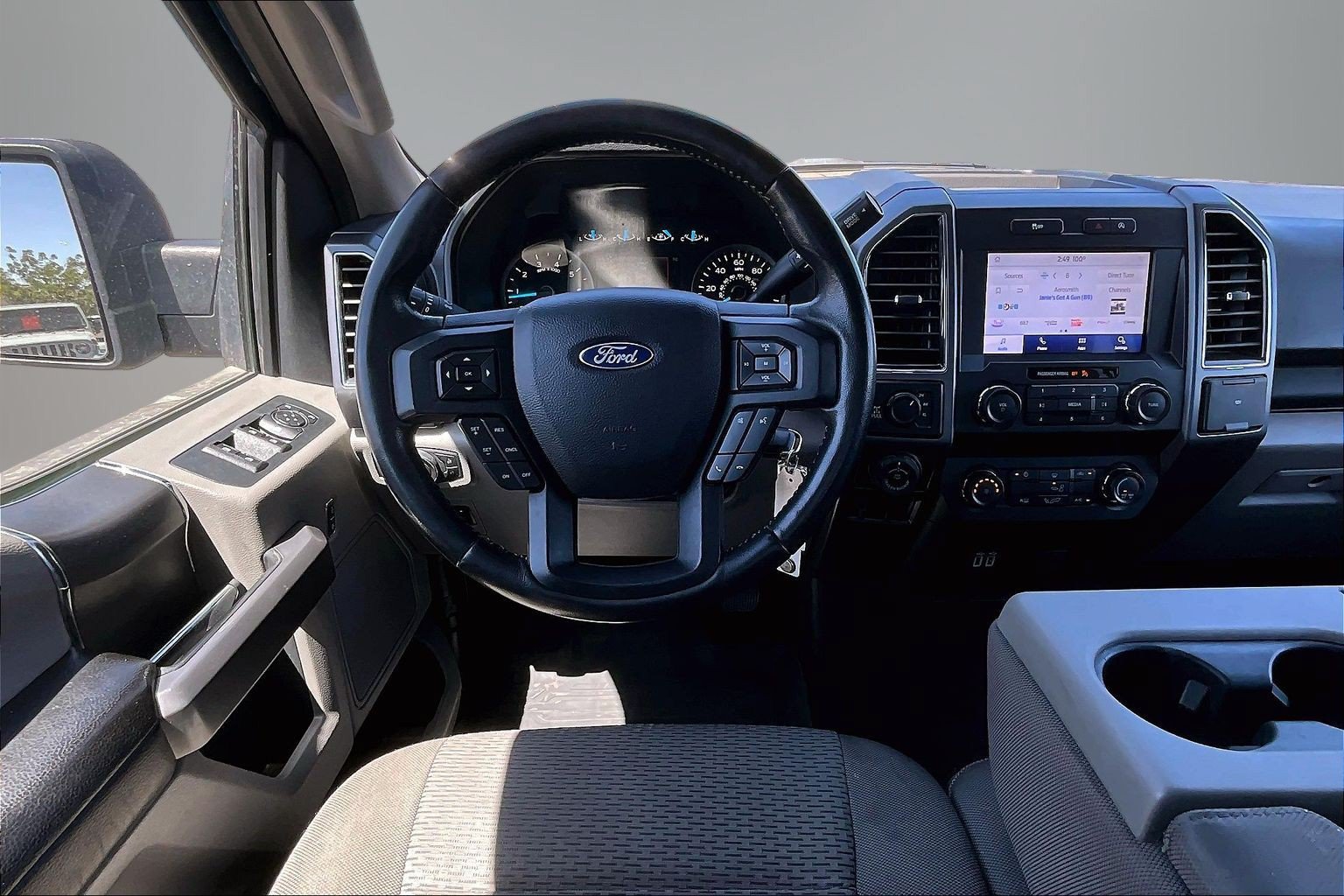 Used 2020 Ford F150 XLT w/ Equipment Group 302A Luxury AWD/4WD image 9