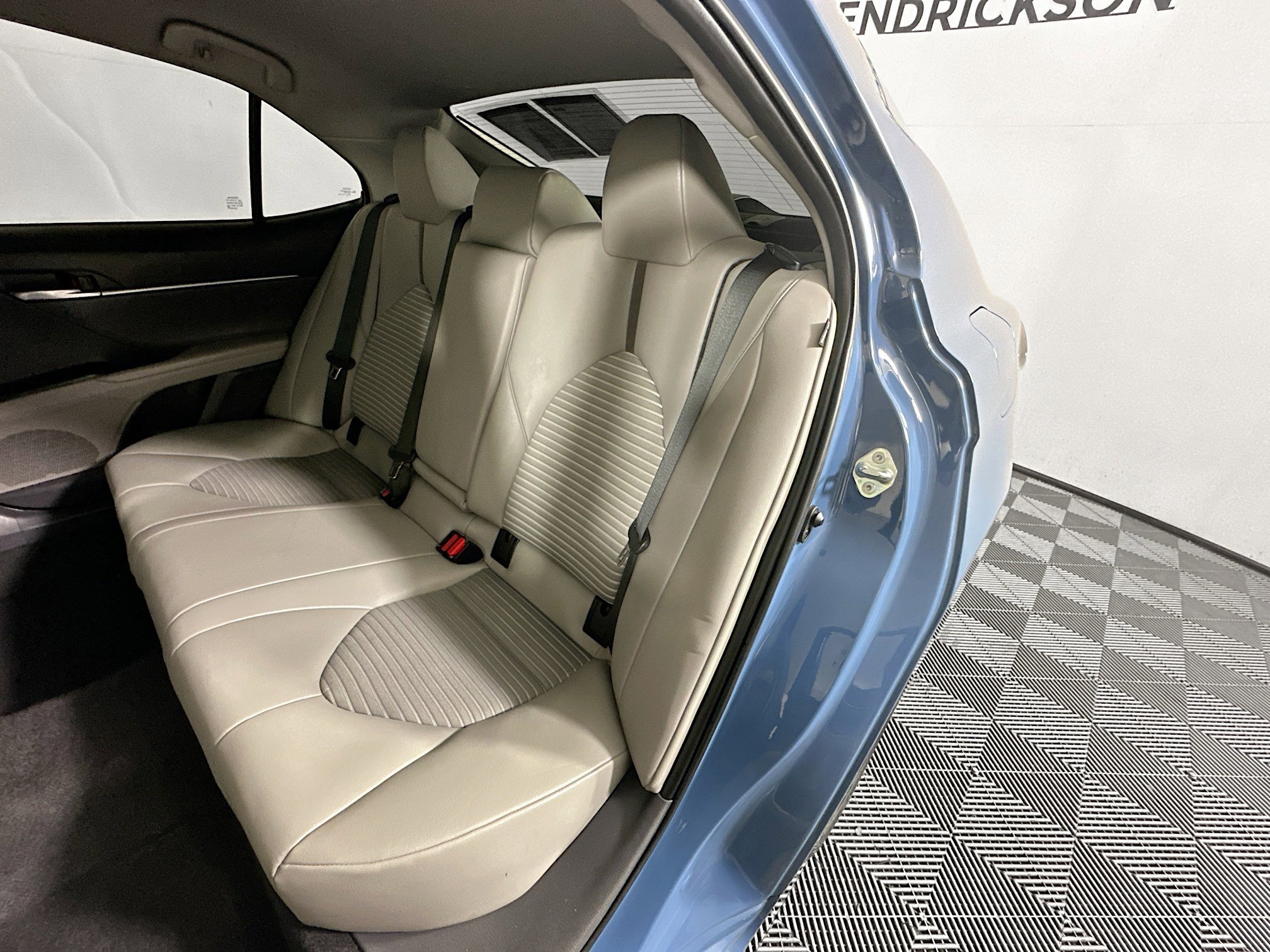 Used 2024 Toyota Camry SE image 24