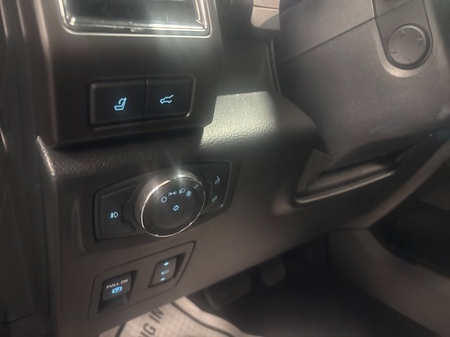 Used 2021 Ford Expedition Max Limited image 16