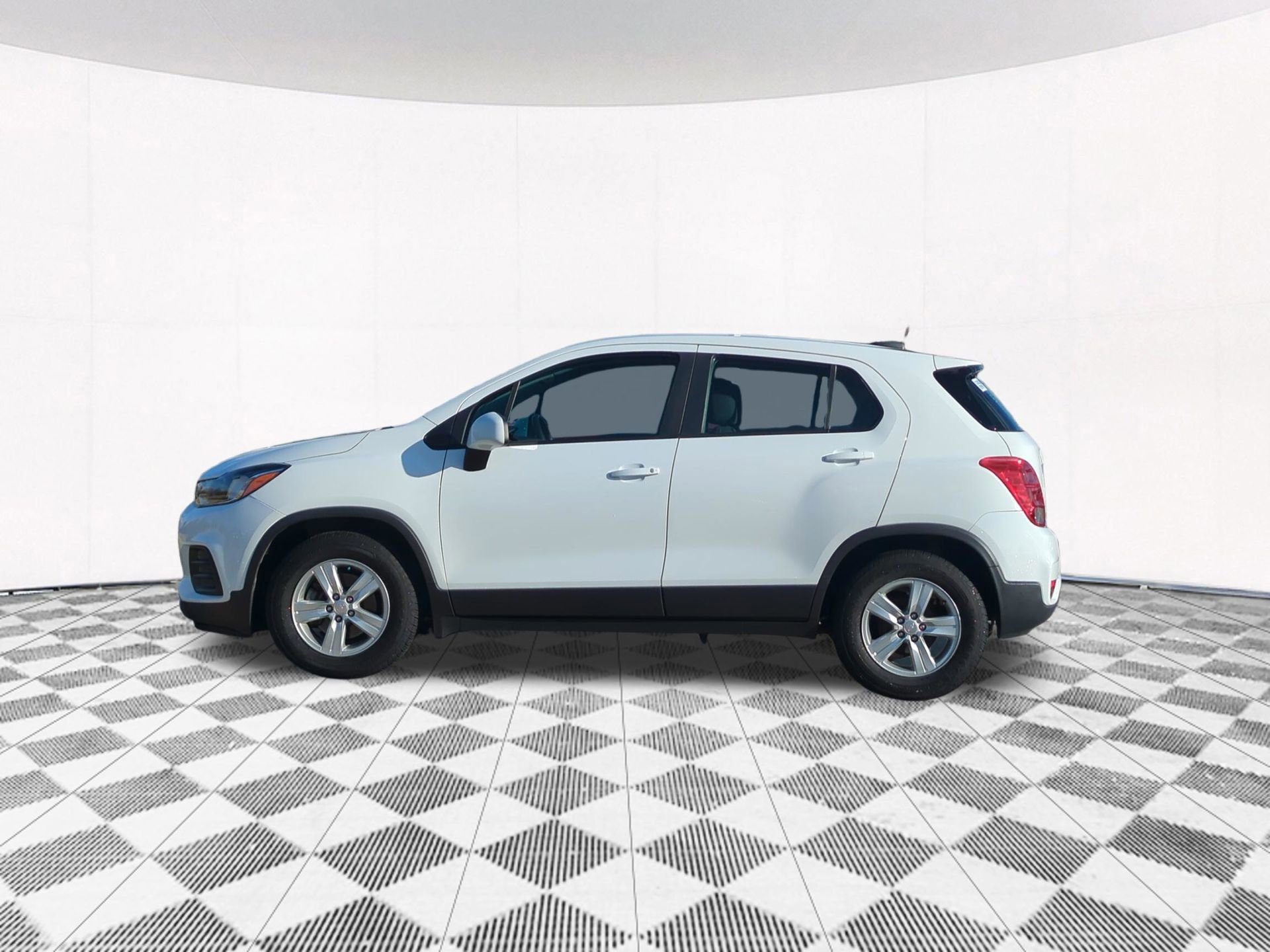 Used 2019 Chevrolet Trax LS image 7