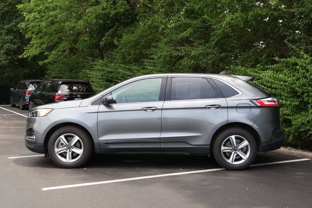 Used 2024 Ford Edge SEL w/ Convenience Package AWD/4WD image 4