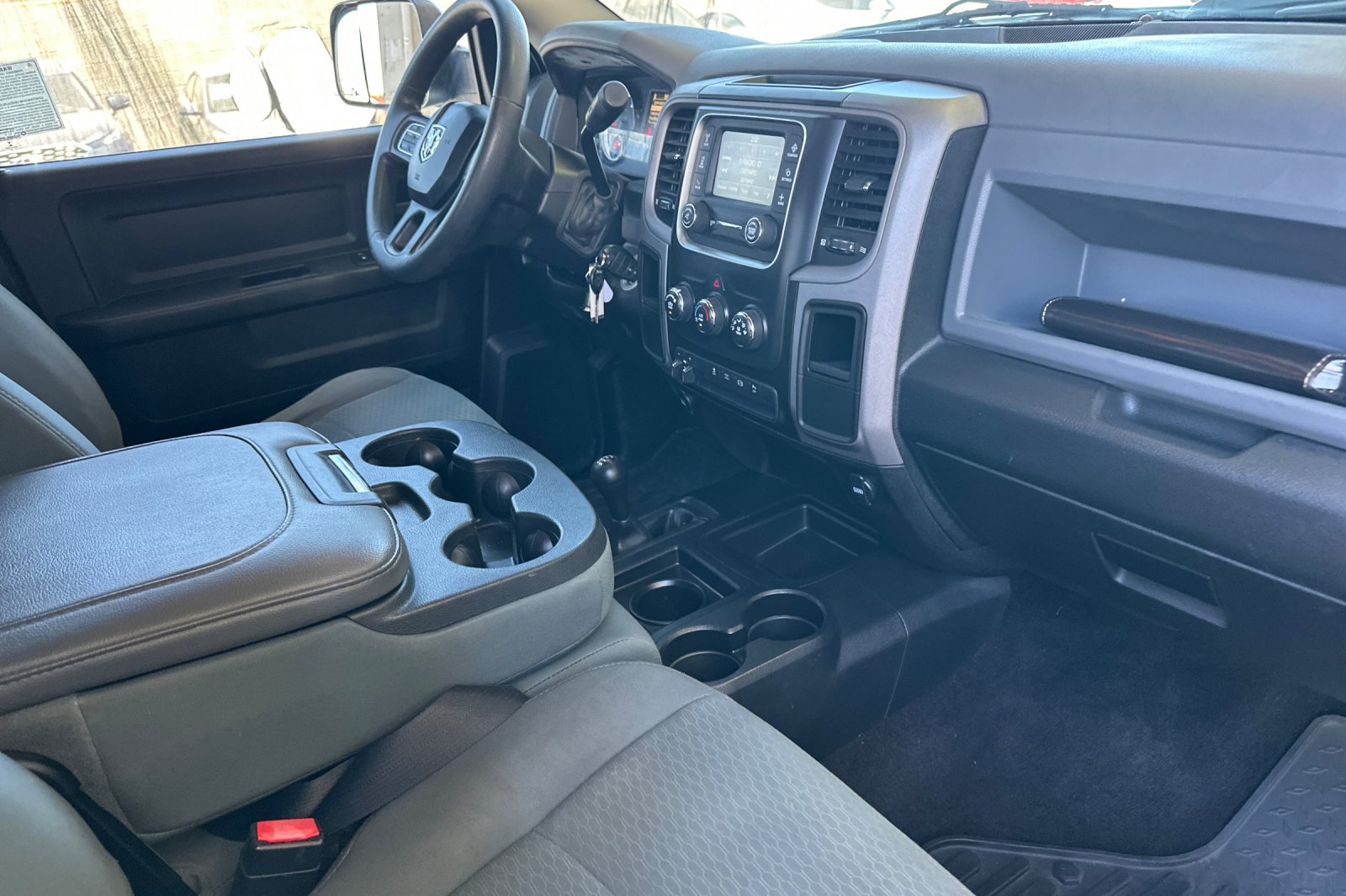 Used 2014 RAM 2500 Tradesman w/ Chrome Appearance Group AWD/4WD image 15