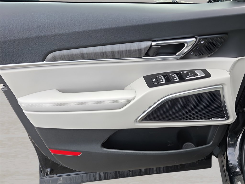 Used 2024 Kia Telluride SX image 18