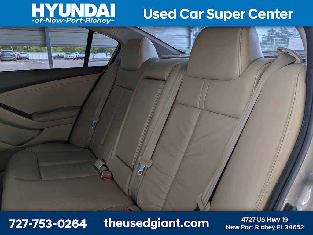 Used 2011 Nissan Altima 2.5 SL w/ Technology Pkg FWD image 14