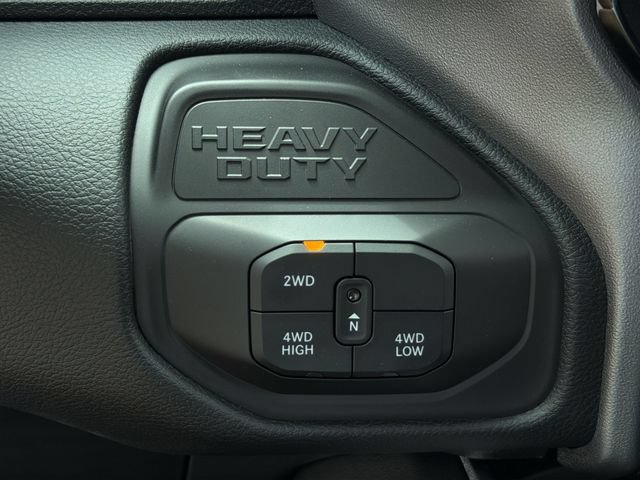 New 2026 RAM 3500 Laramie AWD/4WD image 26