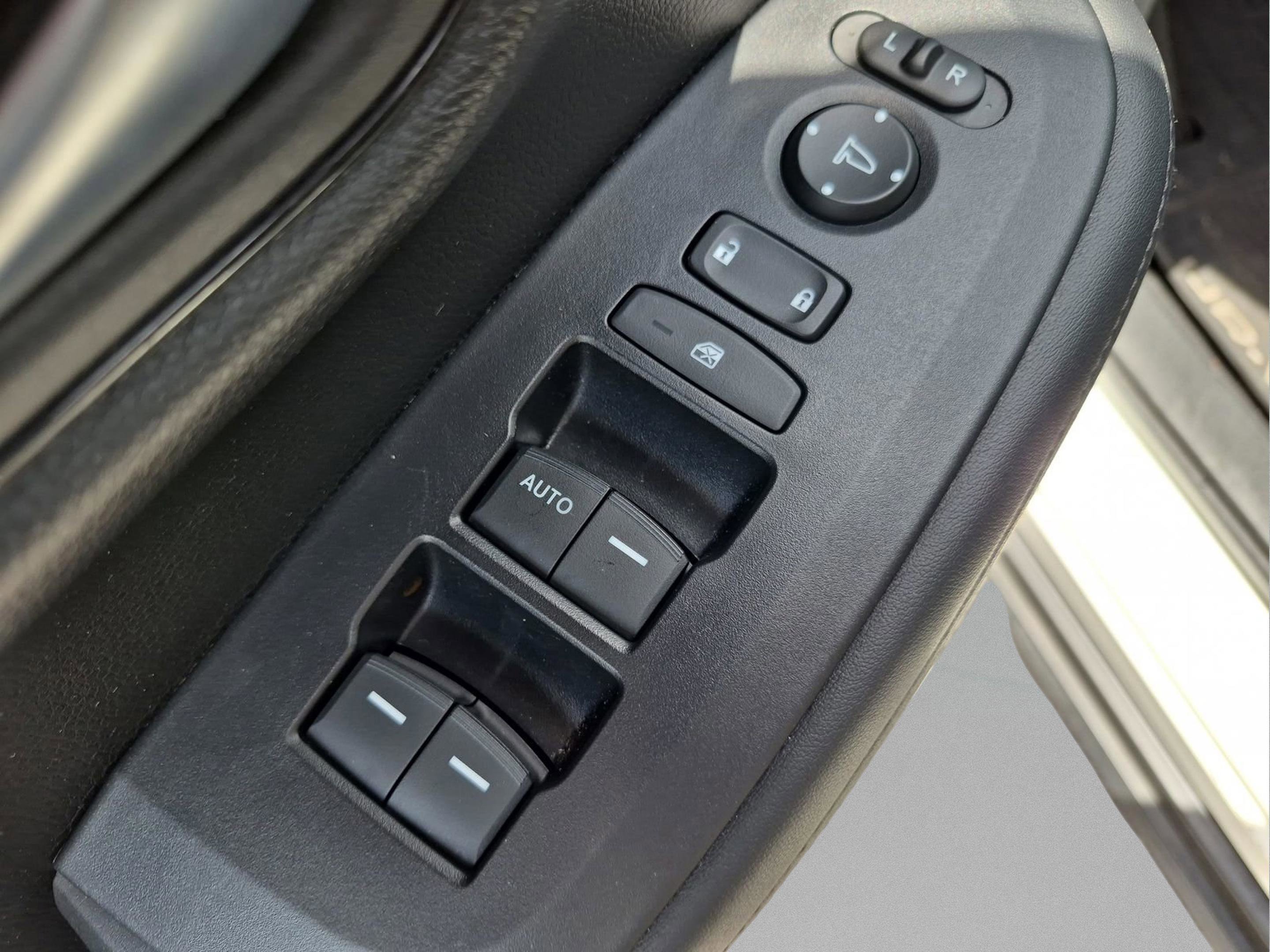 Certified 2023 Honda HR-V LX image 16