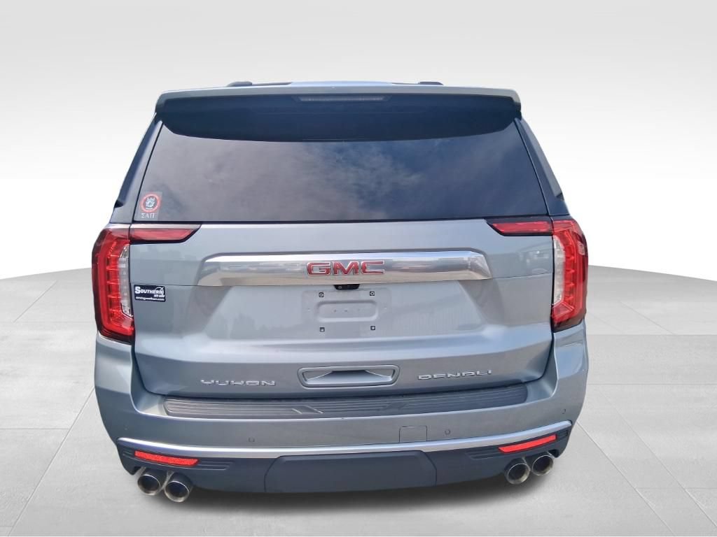 Used 2024 GMC Yukon Denali w/ Denali Reserve Package AWD/4WD image 5