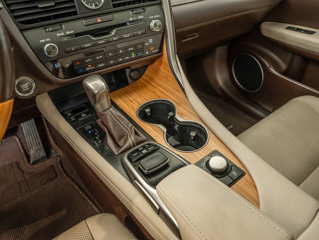 Used 2018 Lexus RX 350L FWD image 28