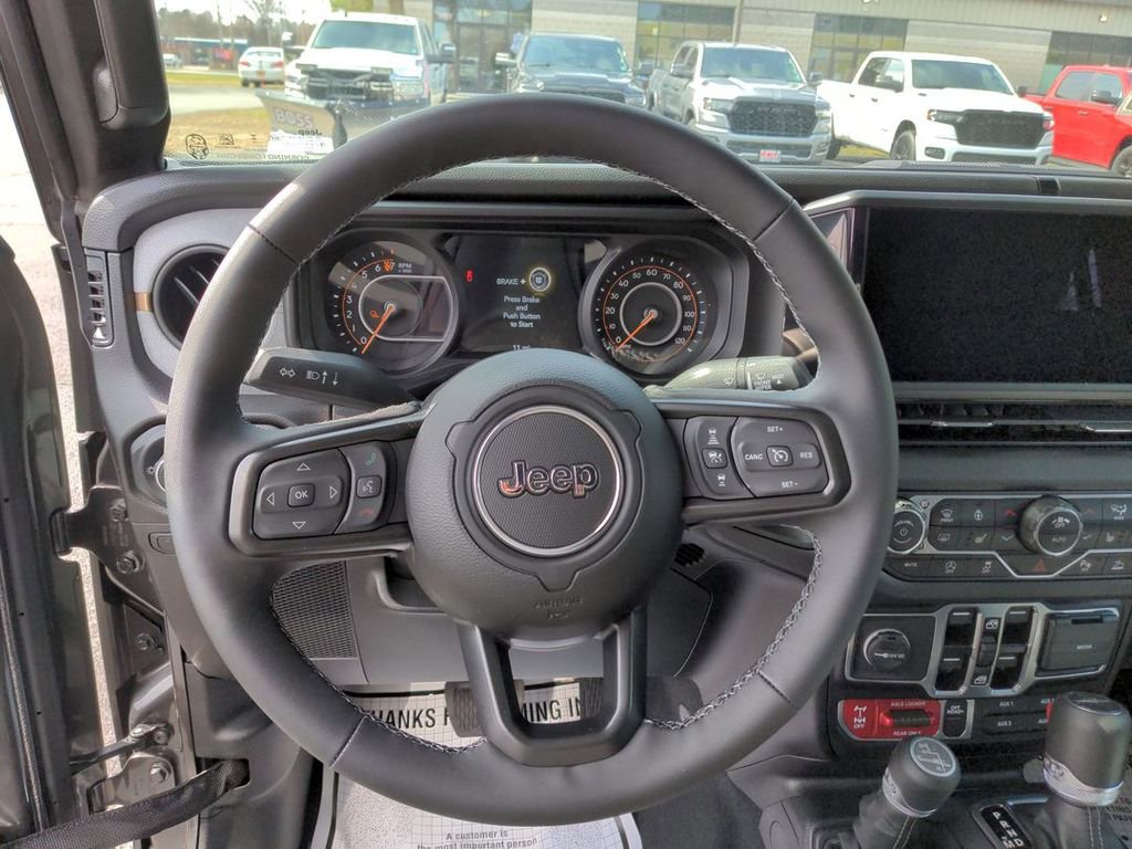 New 2025 Jeep Gladiator Willys image 14