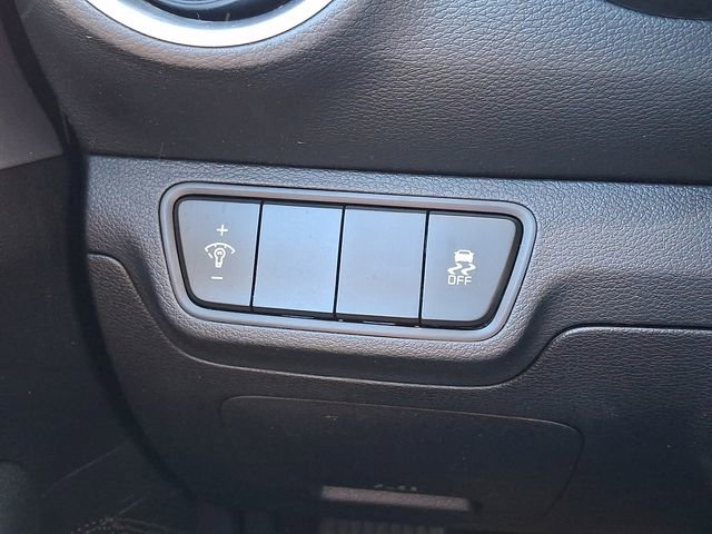 Used 2023 Kia Forte LXS image 24