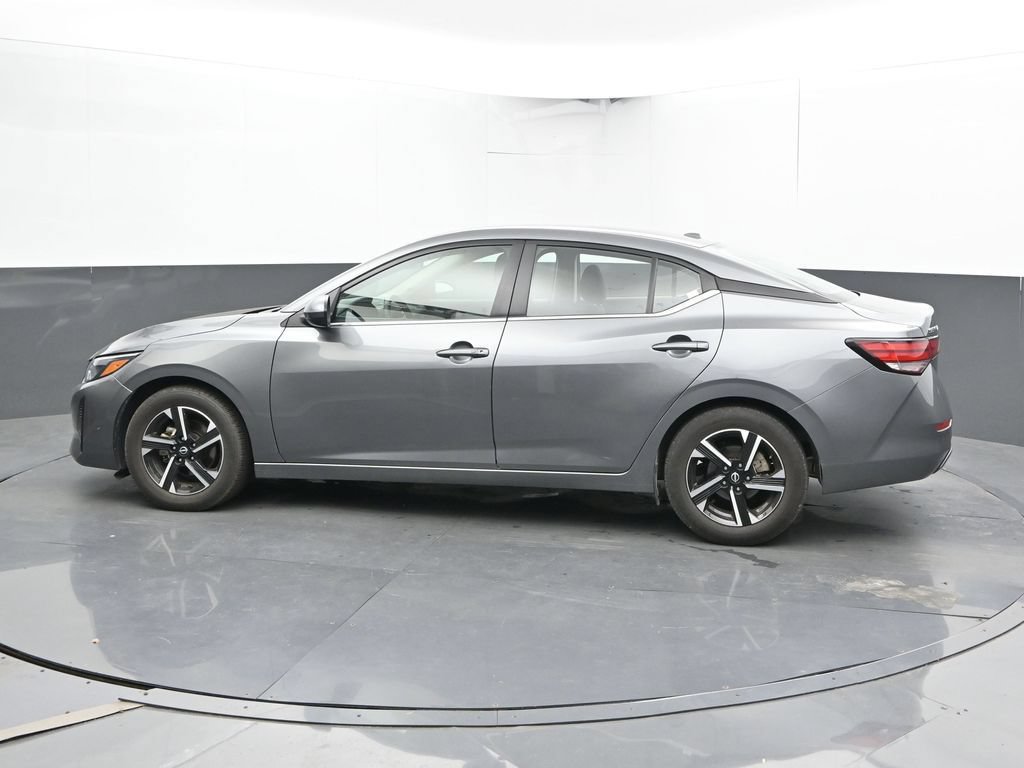 Used 2024 Nissan Sentra SV FWD image 9