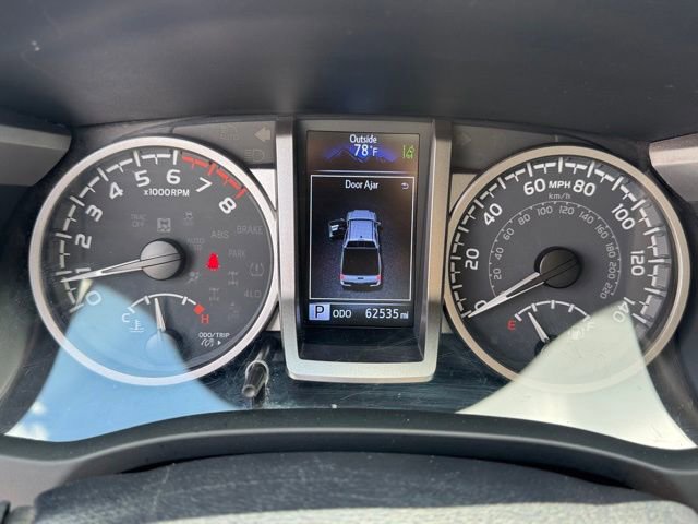 Used 2022 Toyota Tacoma SR5 RWD image 15