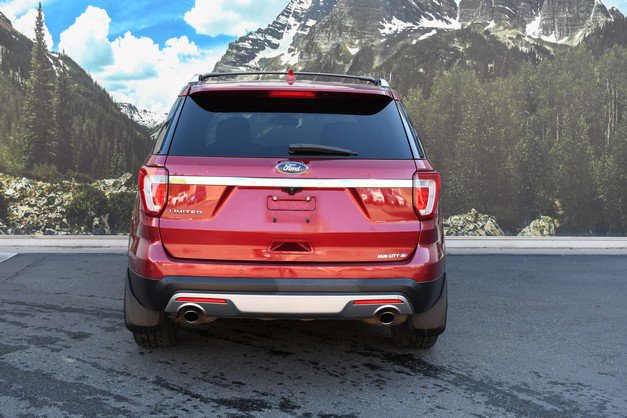 Used 2017 Ford Explorer Limited w/ Equipment Group 301A image 10