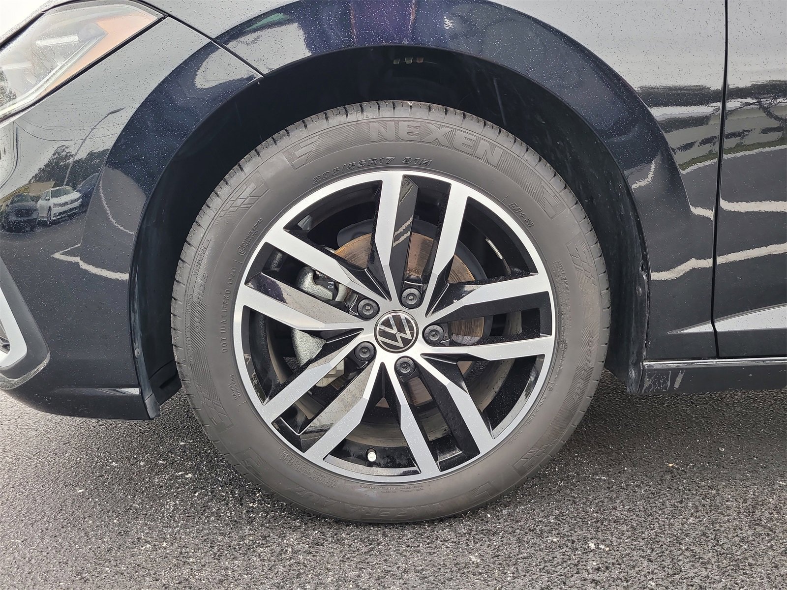 Certified 2025 Volkswagen Jetta SE image 9