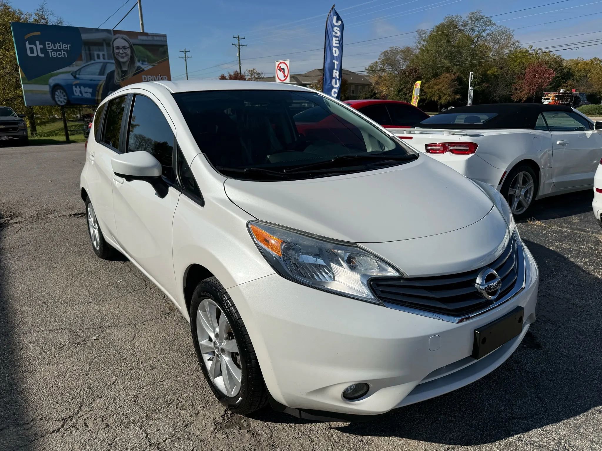 Used 2015 Nissan Versa Note Note SL Hatchback 4D image 7
