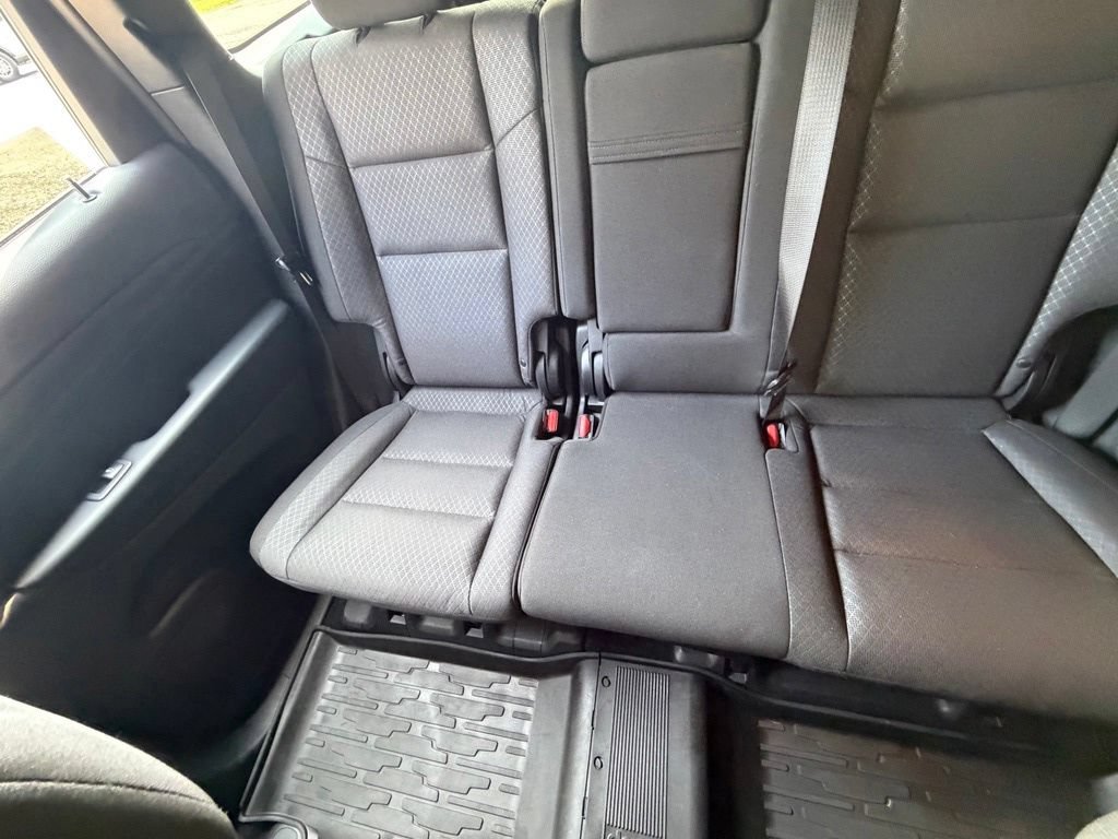Used 2021 Jeep Grand Cherokee Laredo AWD/4WD image 14