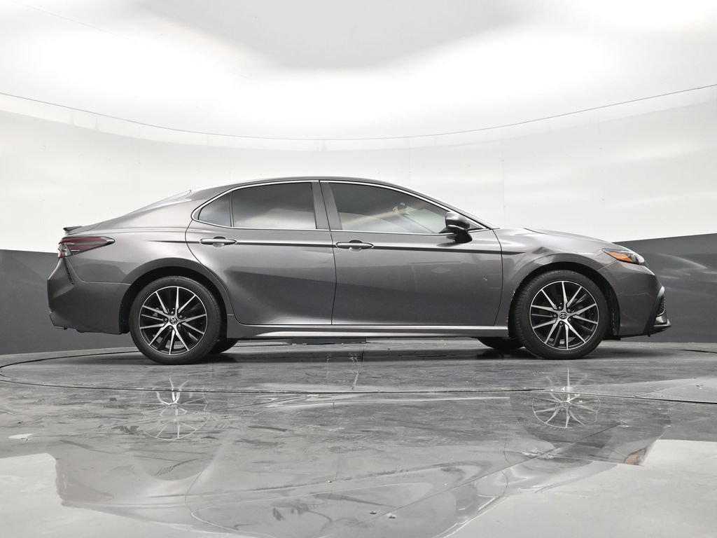 Used 2023 Toyota Camry SE w/ Convenience Package FWD image 25