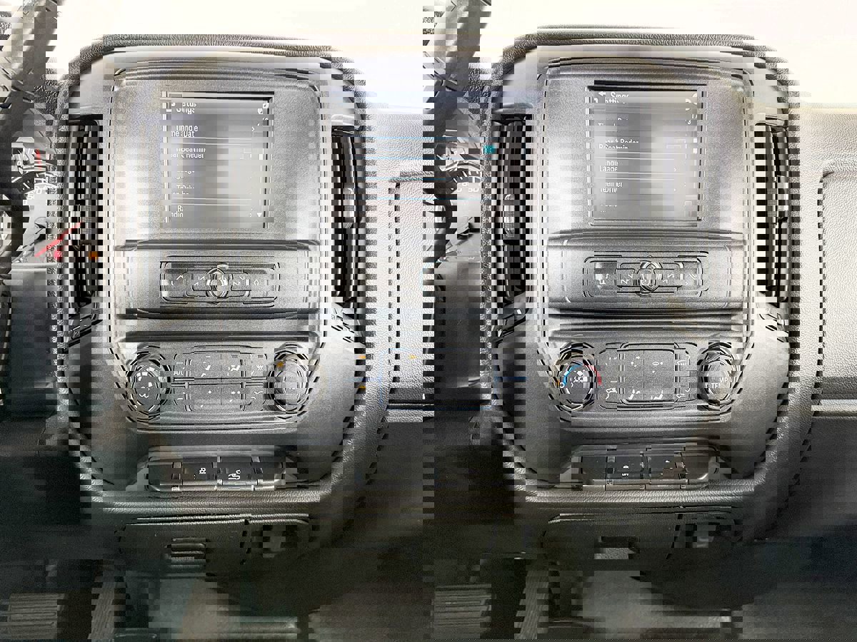 Used 2018 Chevrolet Silverado 1500 W/T AWD/4WD image 42