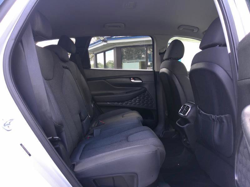 Used 2019 Hyundai Santa Fe SE FWD image 21