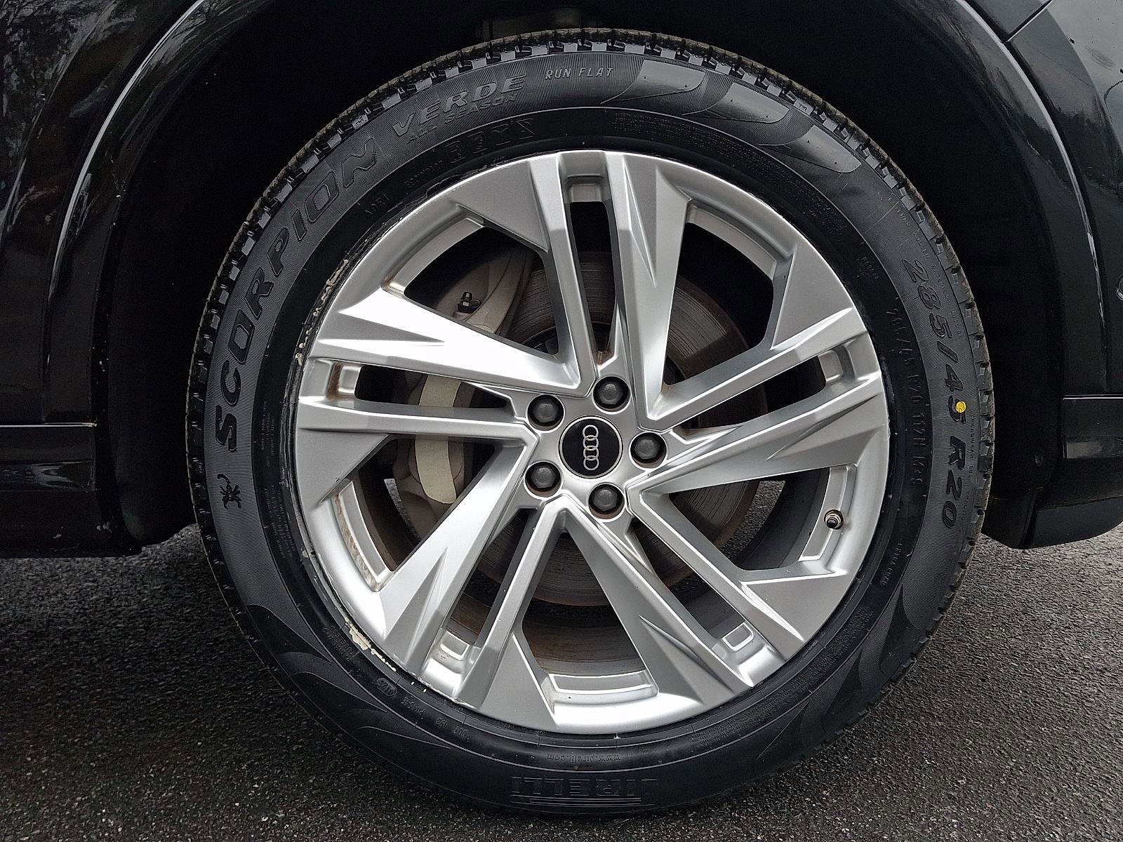 Certified 2024 Audi Q7 Premium Plus image 8