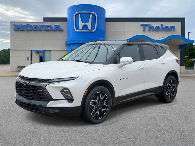 Used 2023 Chevrolet Blazer RS w/ Driver Confidence II Package image 2